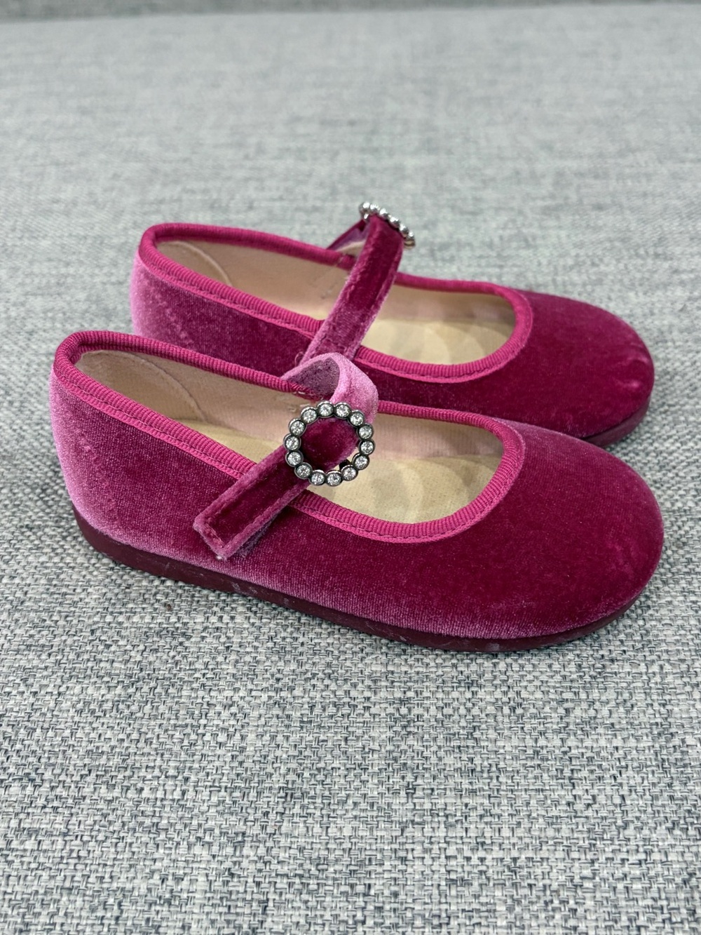 Childrenchic size 23 (similar to size 7) VGUC
 Velvet Mary Jane Dress Shoes